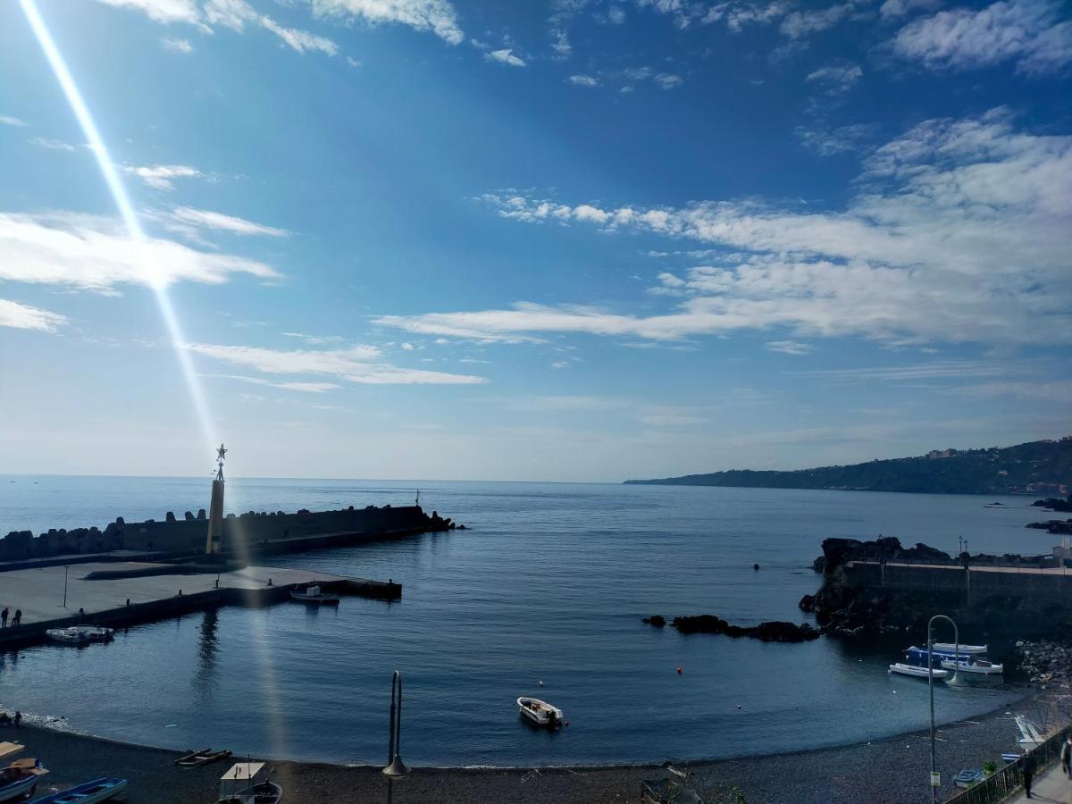B&B La Spiaggetta Di Stazzo Acireale Exterior foto