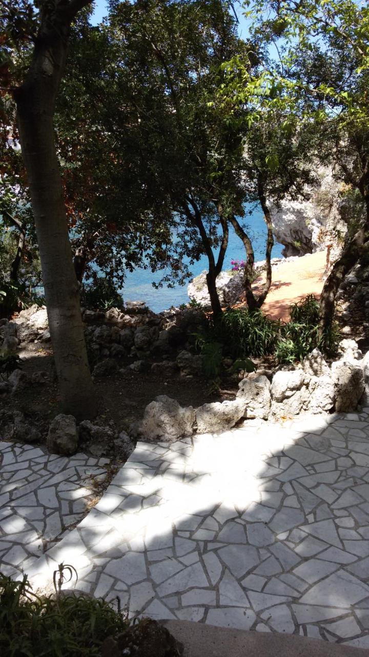 B&B La Spiaggetta Di Stazzo Acireale Exterior foto