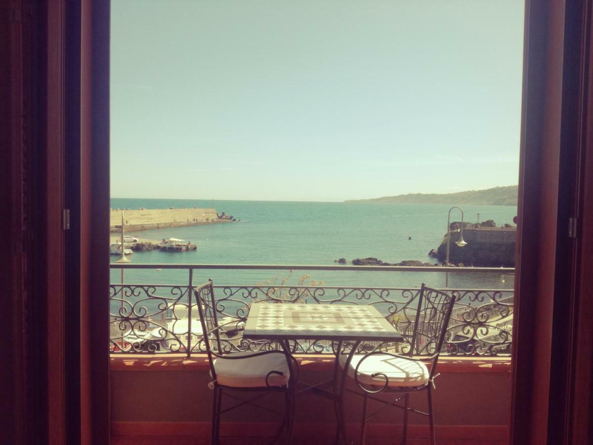 B&B La Spiaggetta Di Stazzo Acireale Exterior foto